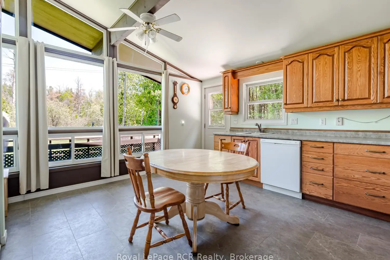296 Bryant Street photo 5