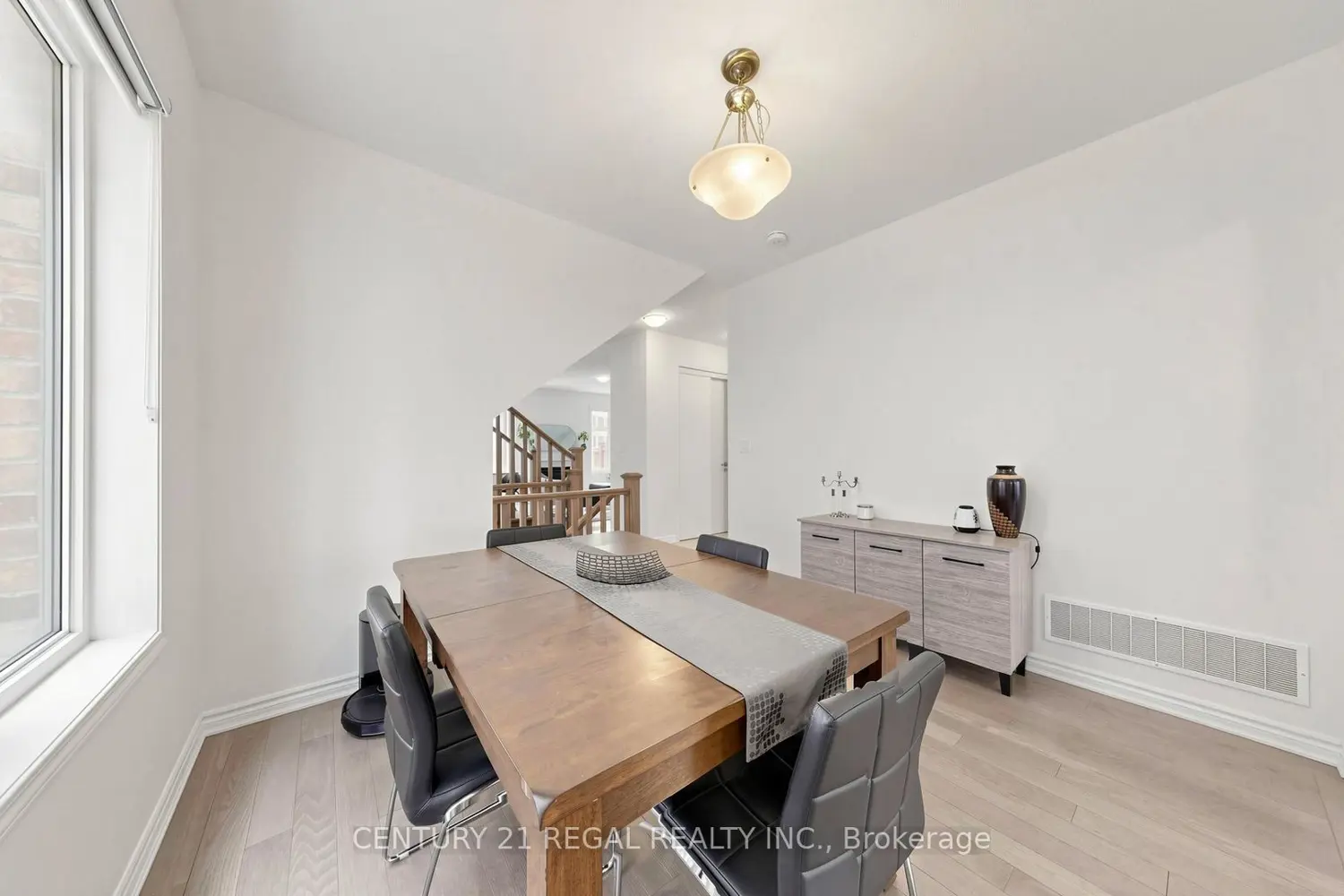 1403 Longspur Trail photo 4