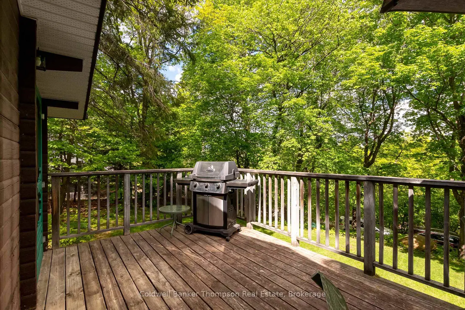 1802 Valley Road photo 5