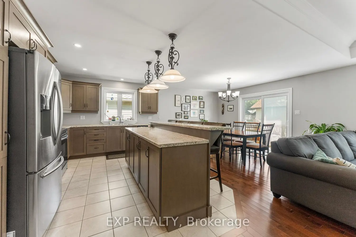 511 Coleraine Drive photo 5