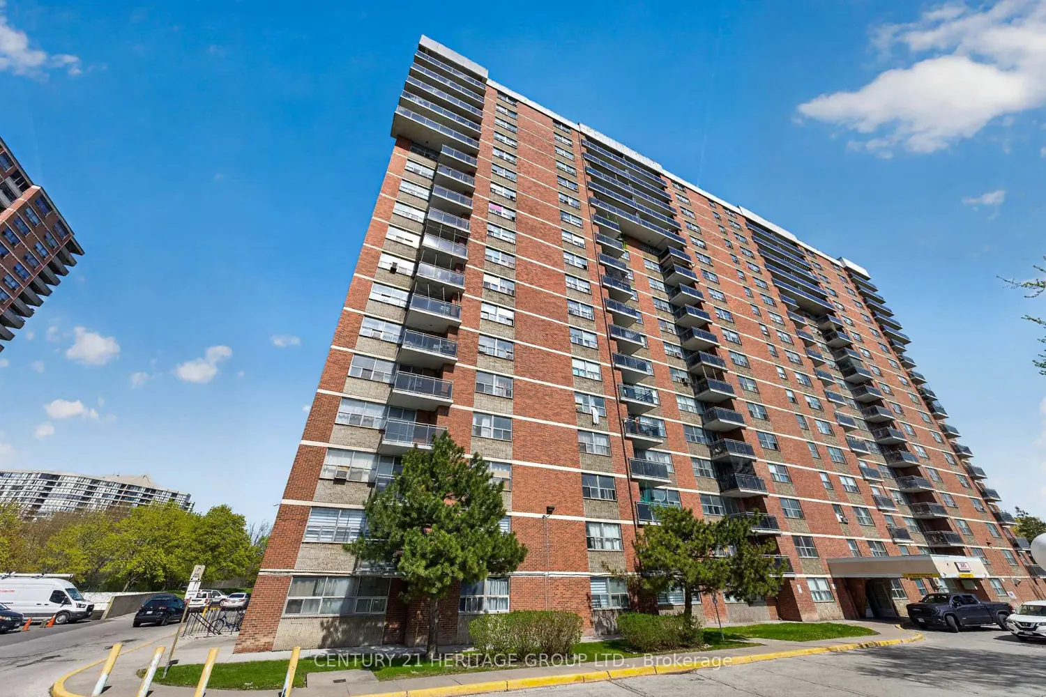 2645 Kipling Avenue 1601 photo 4