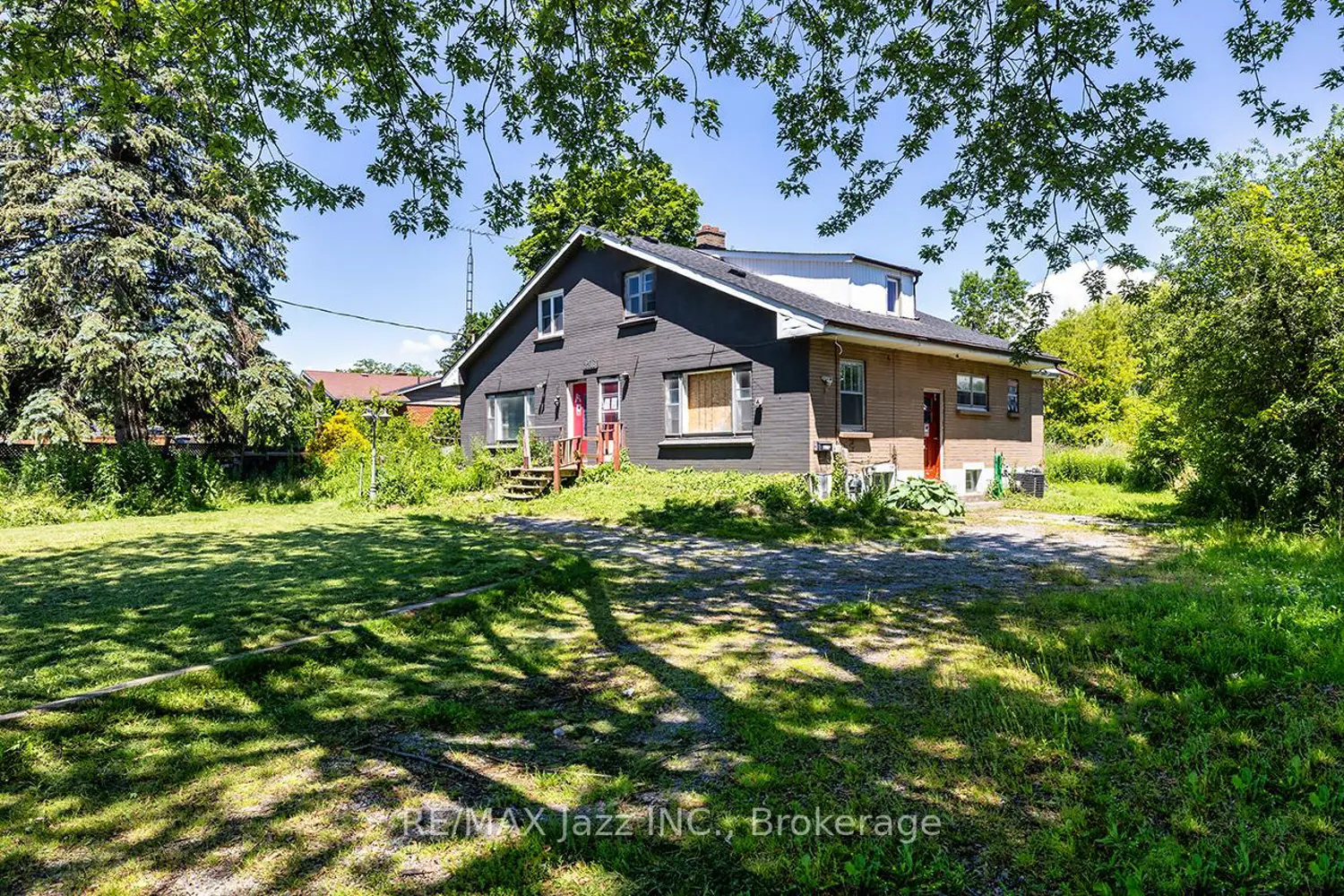 2216 Highway 2 photo 3