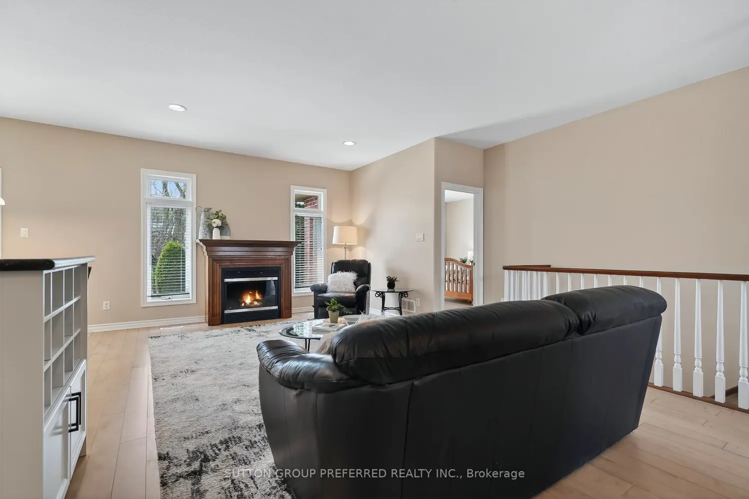 22 Springfield Way photo 3