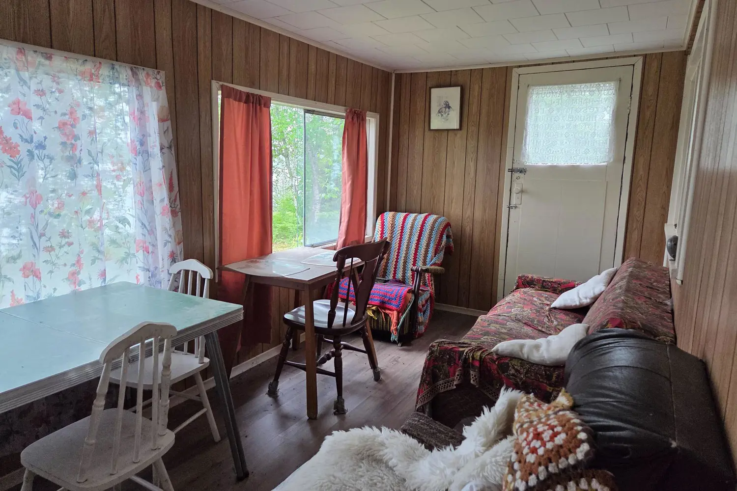 425 Bouchard Road photo 5
