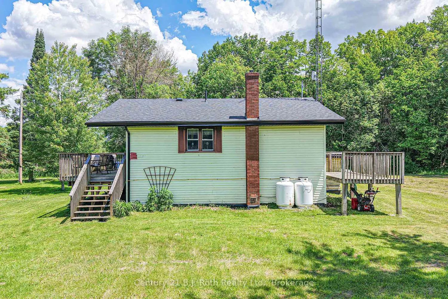 1423 Canning Road photo 3