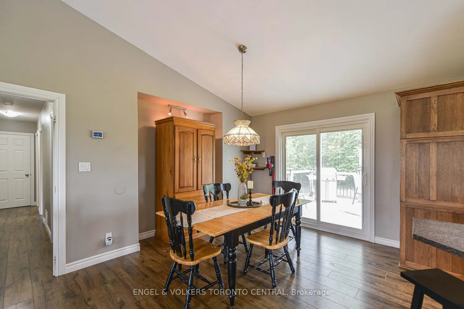 3516 Kirkfield Road photo 5