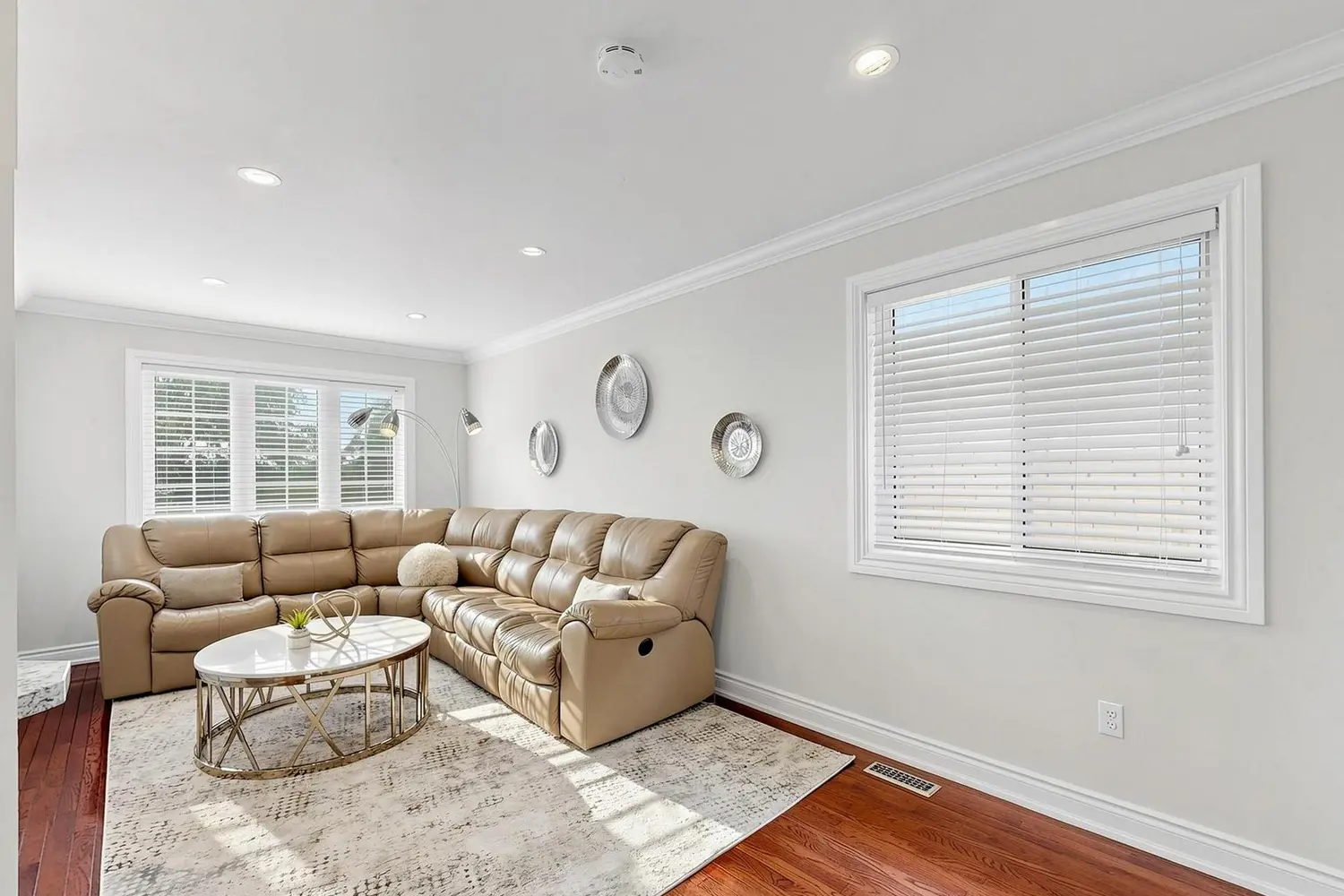 32 Beaverbrook Crescent photo 5