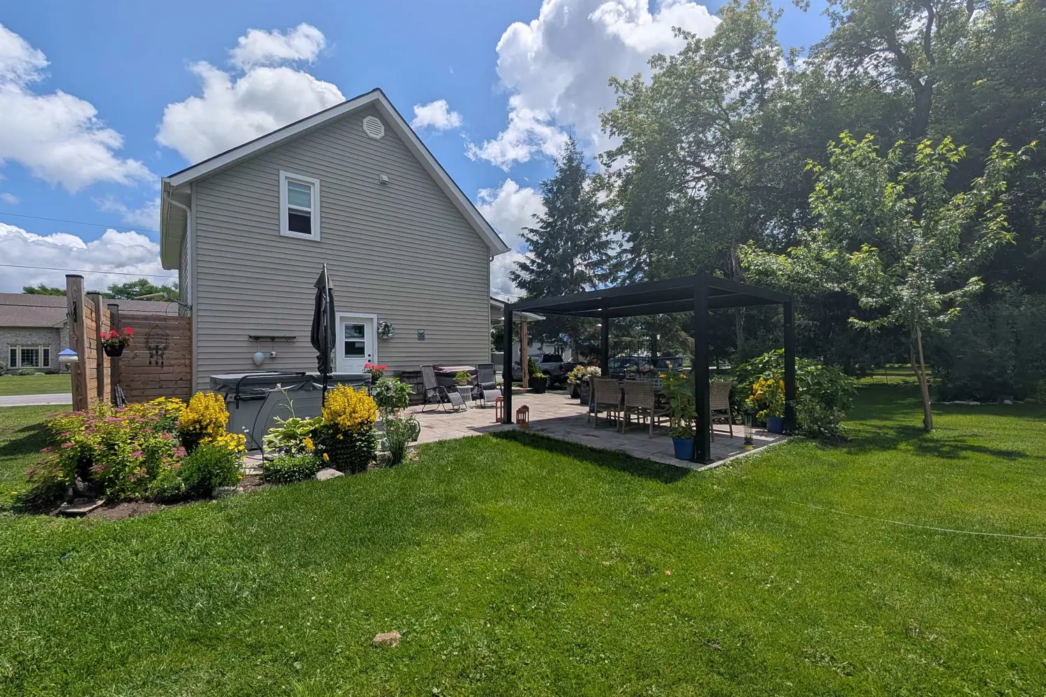 269 Simmons Road photo 3