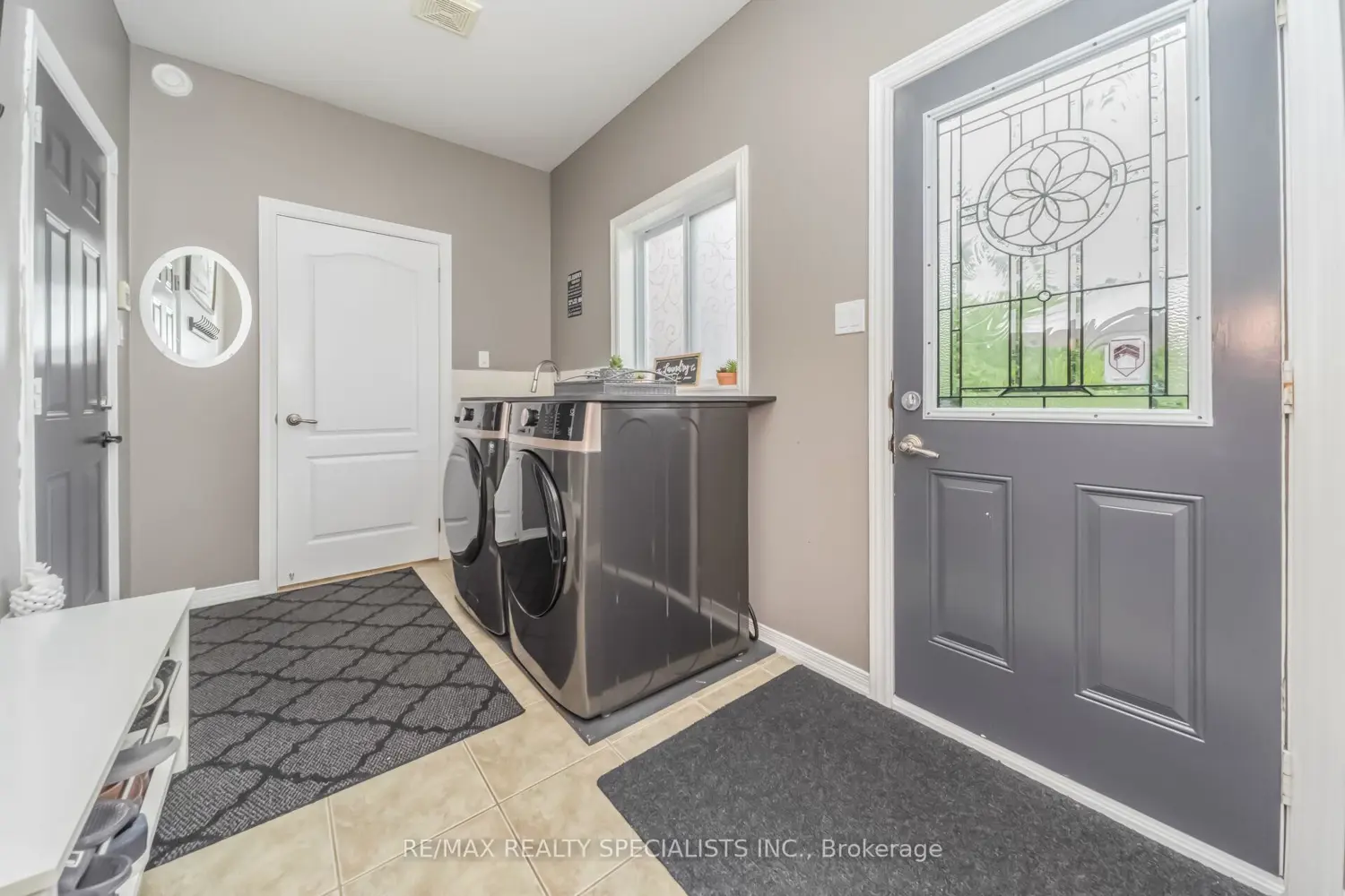 77 Mcmaster Road photo 4