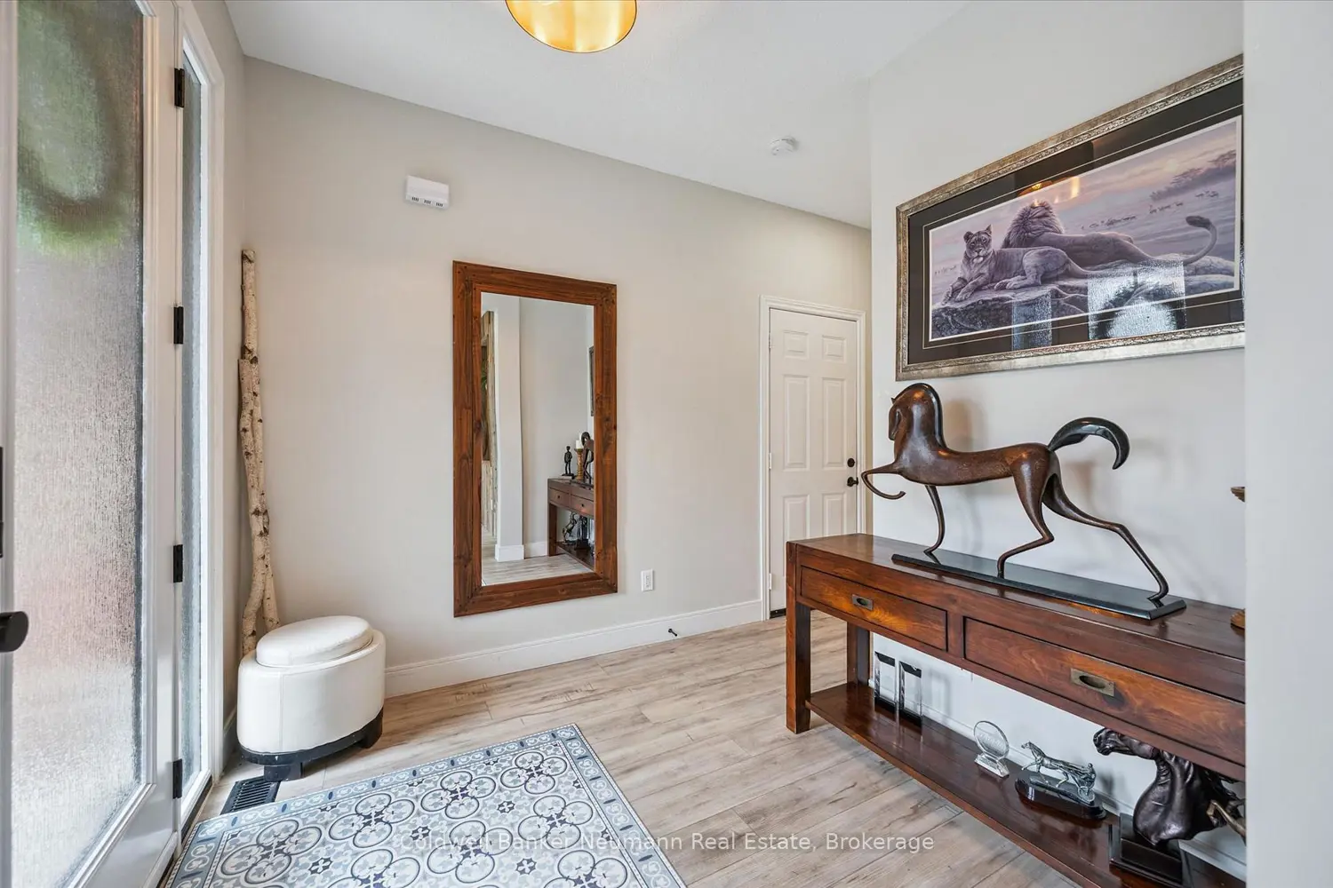 3 Truesdale Crescent photo 3