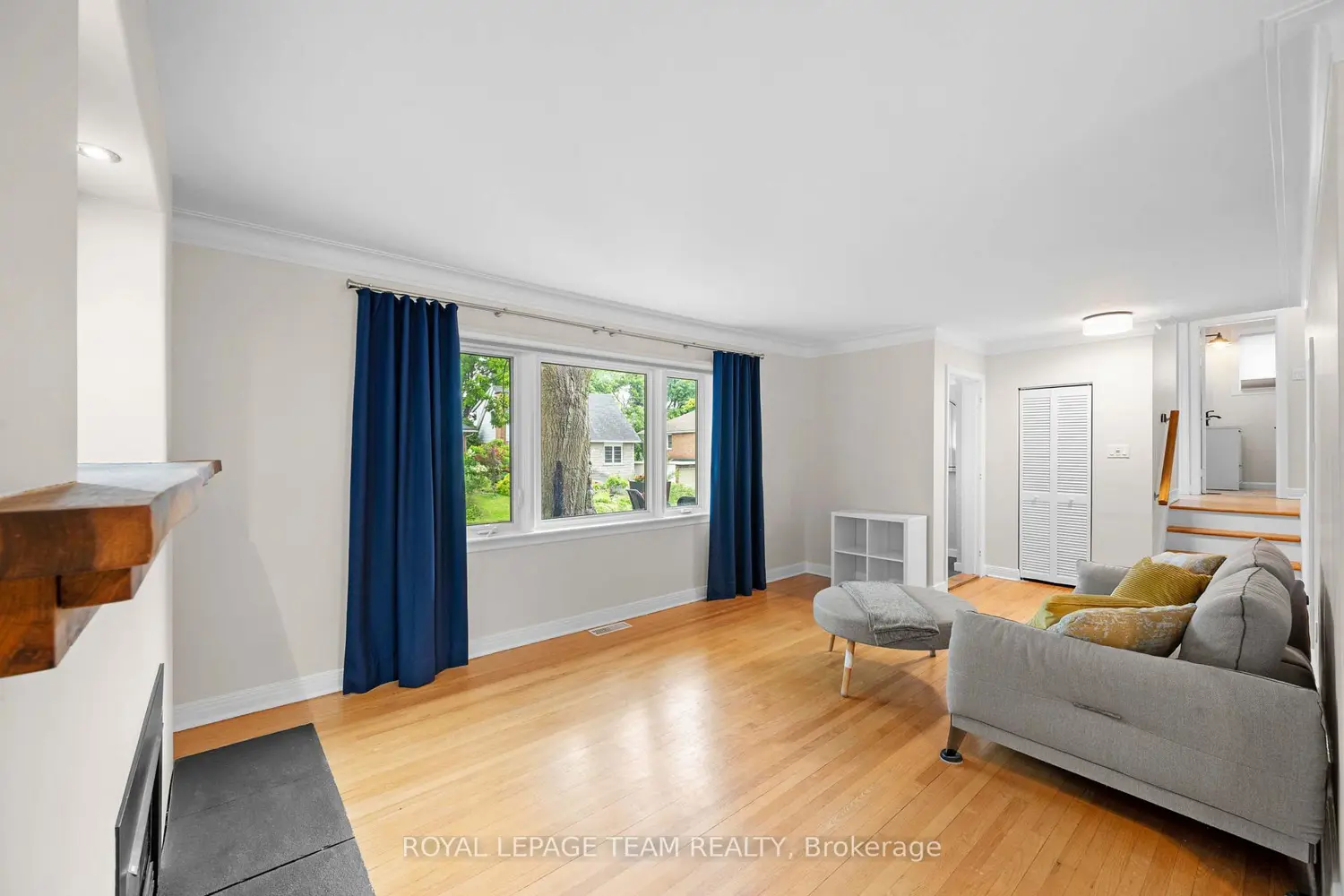 631 Courtenay Avenue photo 5