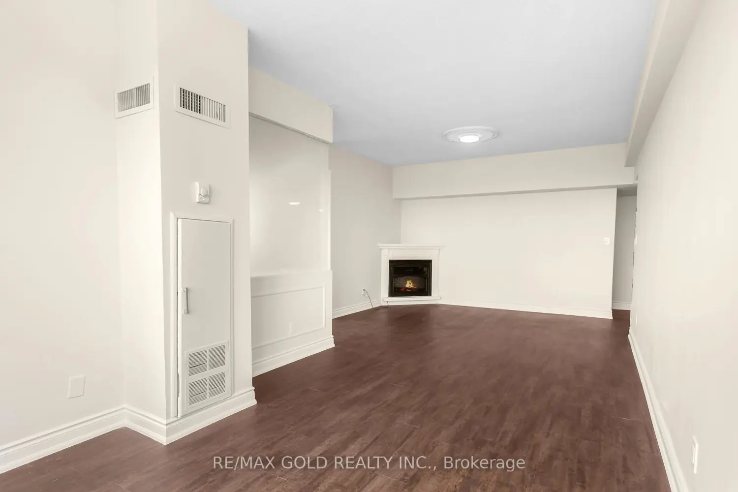 25 Agnes Street Cy-02 photo 4