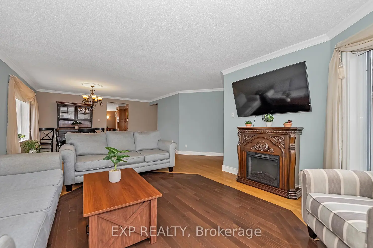 60 Pioneer Drive photo 4