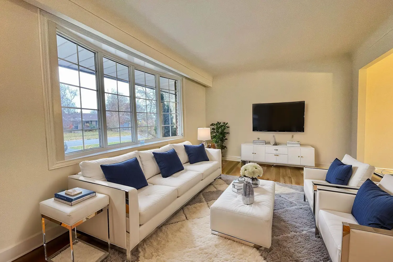 271 Chelsea Road photo 3