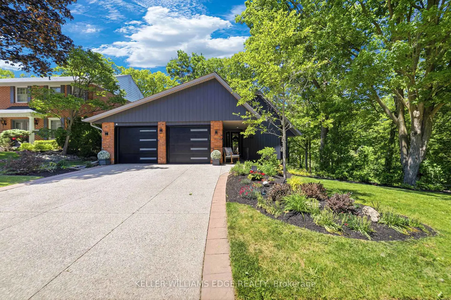 1145 Forestvale Drive photo 2