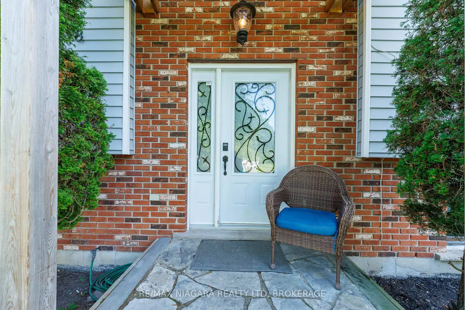 88 Pleasant Avenue photo 2