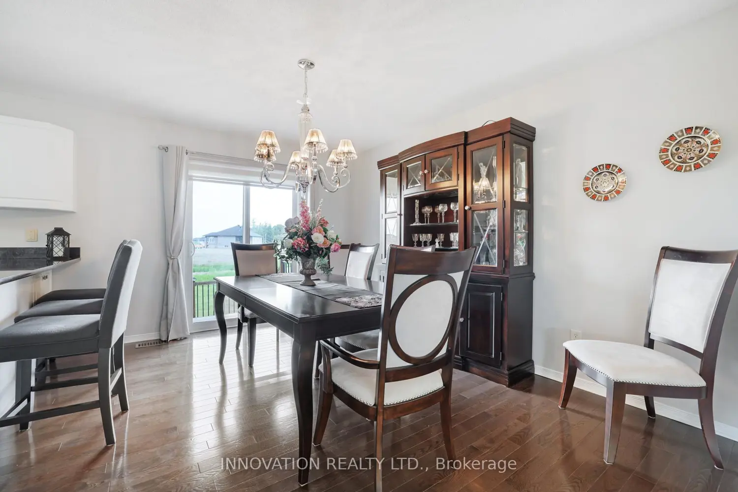 14 Riley Crescent photo 2