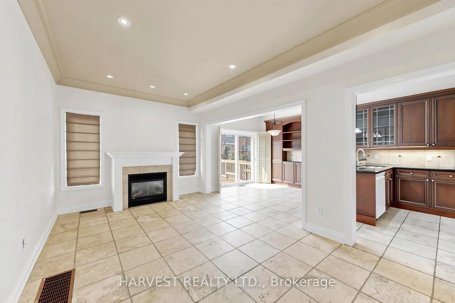 17 Honeywood Road photo 2