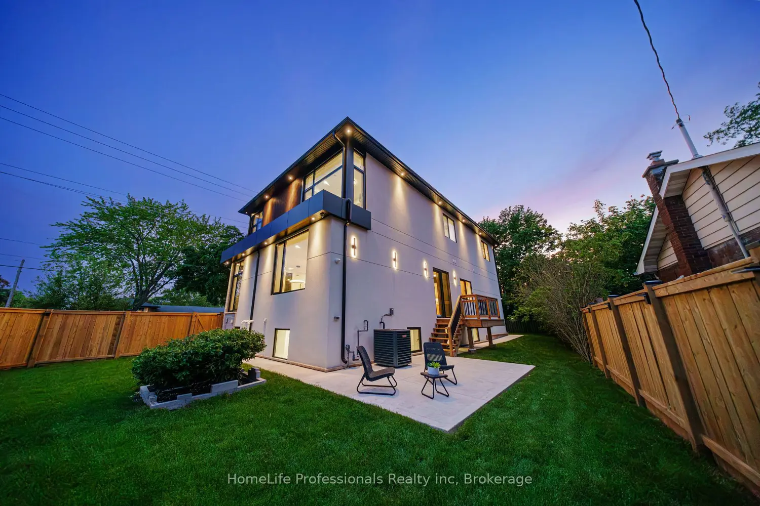 307 Hampton Heath Road photo 4