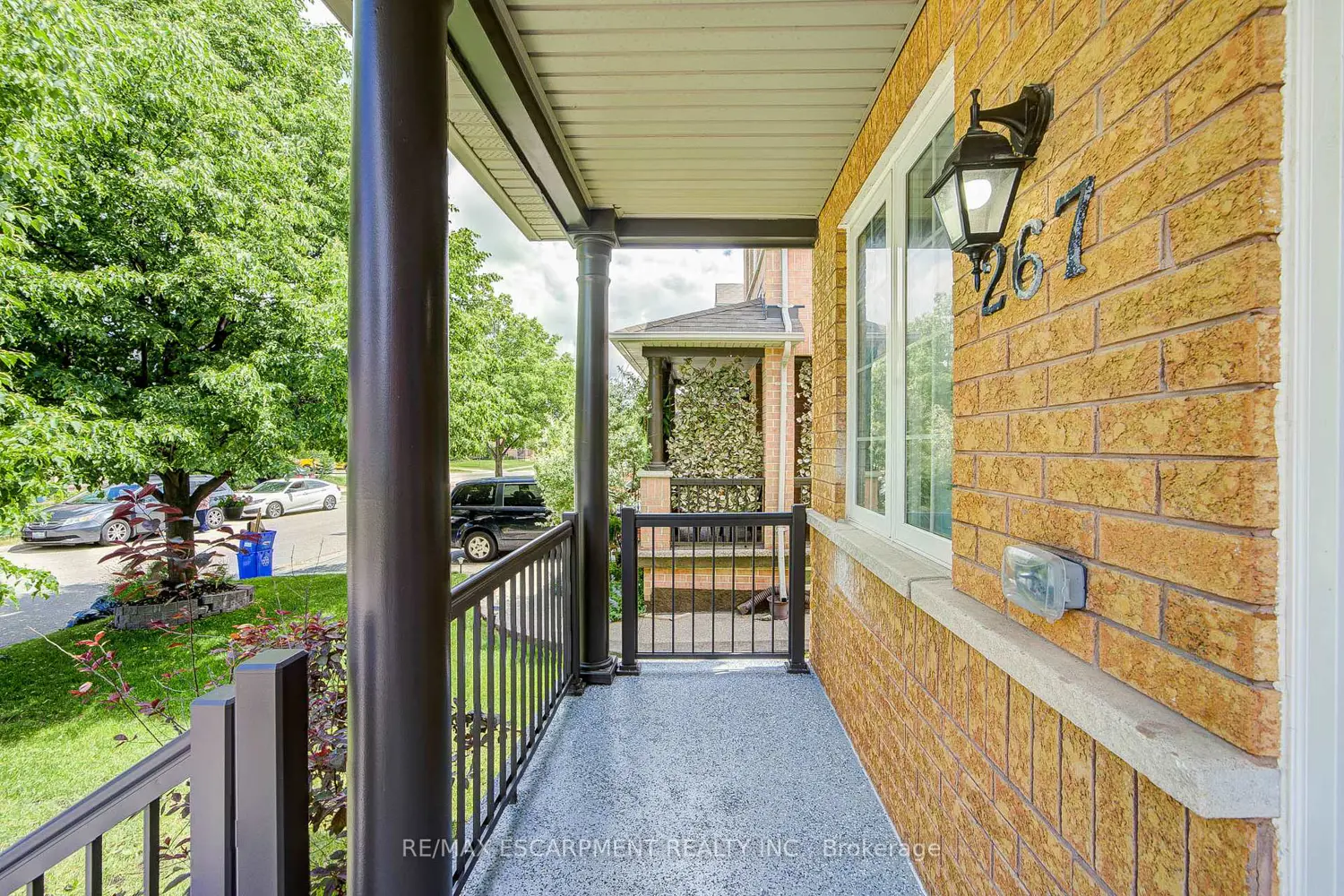 267 Fitzgerald Crescent photo 3