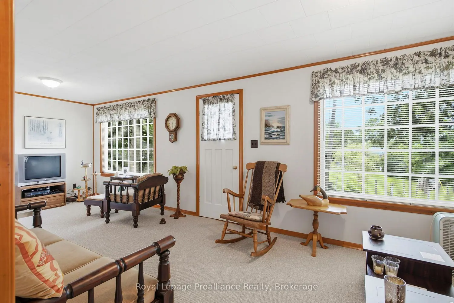 5248 King Rd 325 Road photo 2