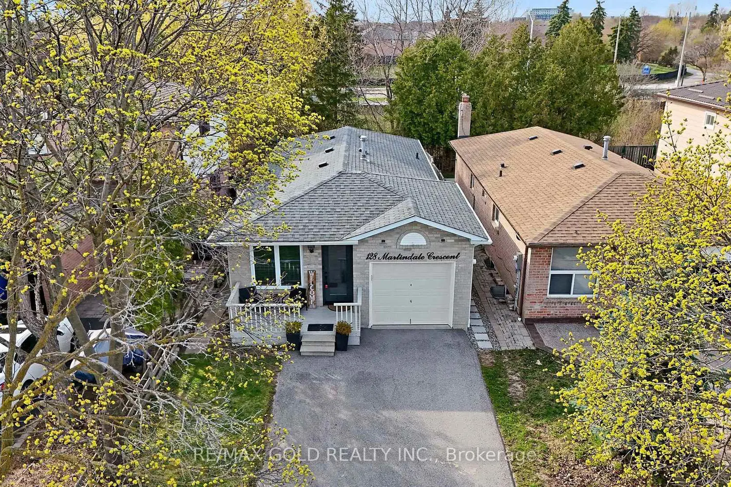 128 Martindale Crescent