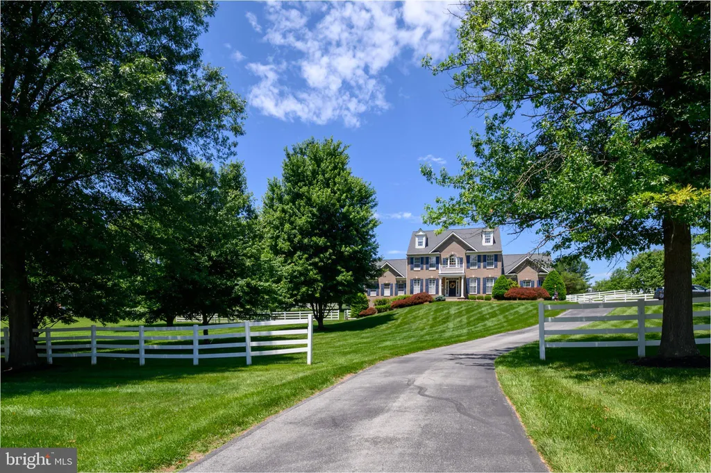 6106 Challedon Circle, Mount Airy, MD 21771 photo 4
