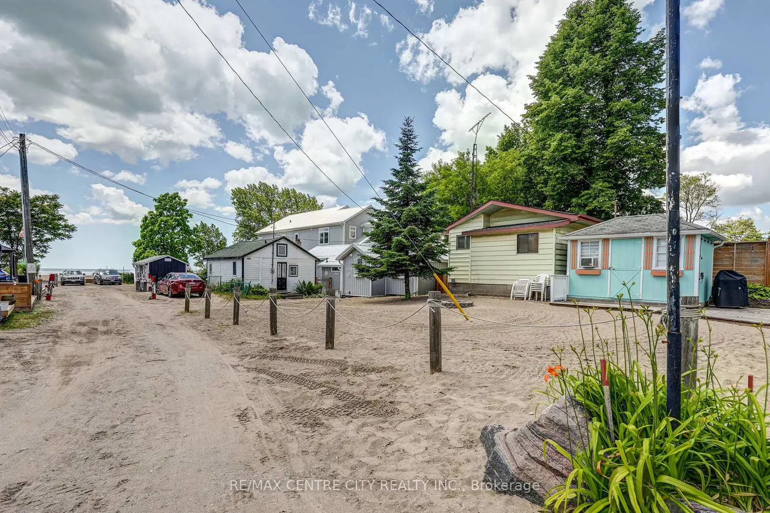 444D Edith Cavell Boulevard D photo 3