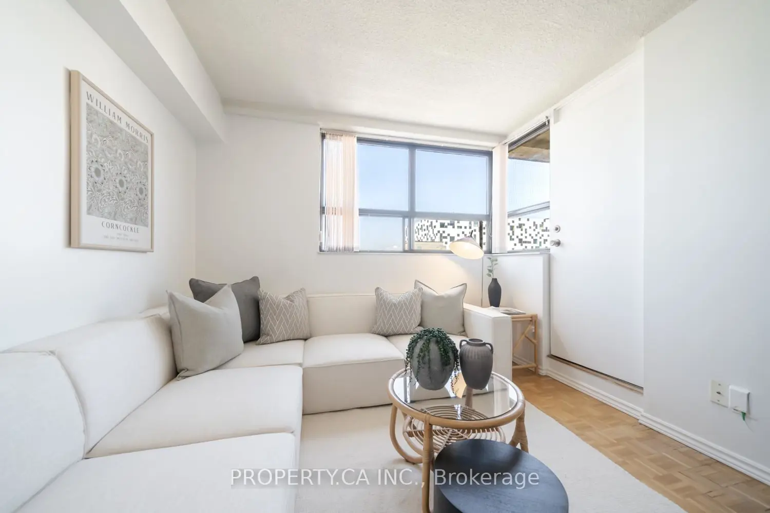 80 St Patrick Street 914 photo 5