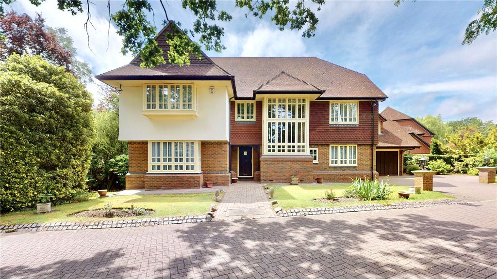 Land for saleStonecroft Close, Barnet Road, Arkley, Barnet EN5