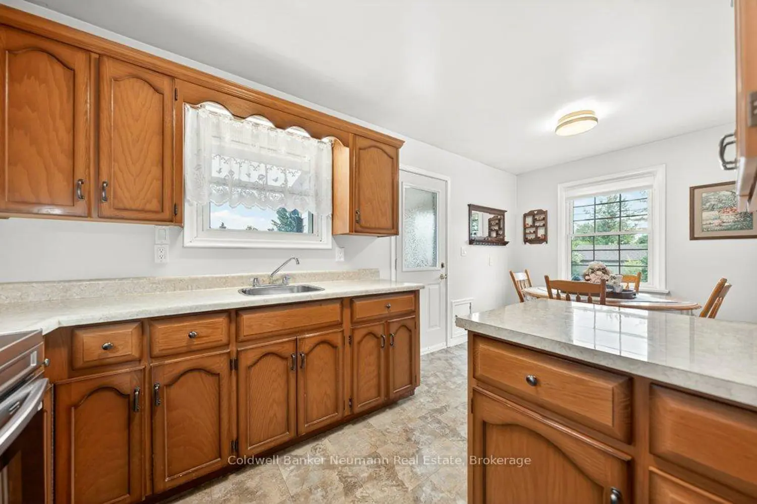 29 Delmar Boulevard photo 4