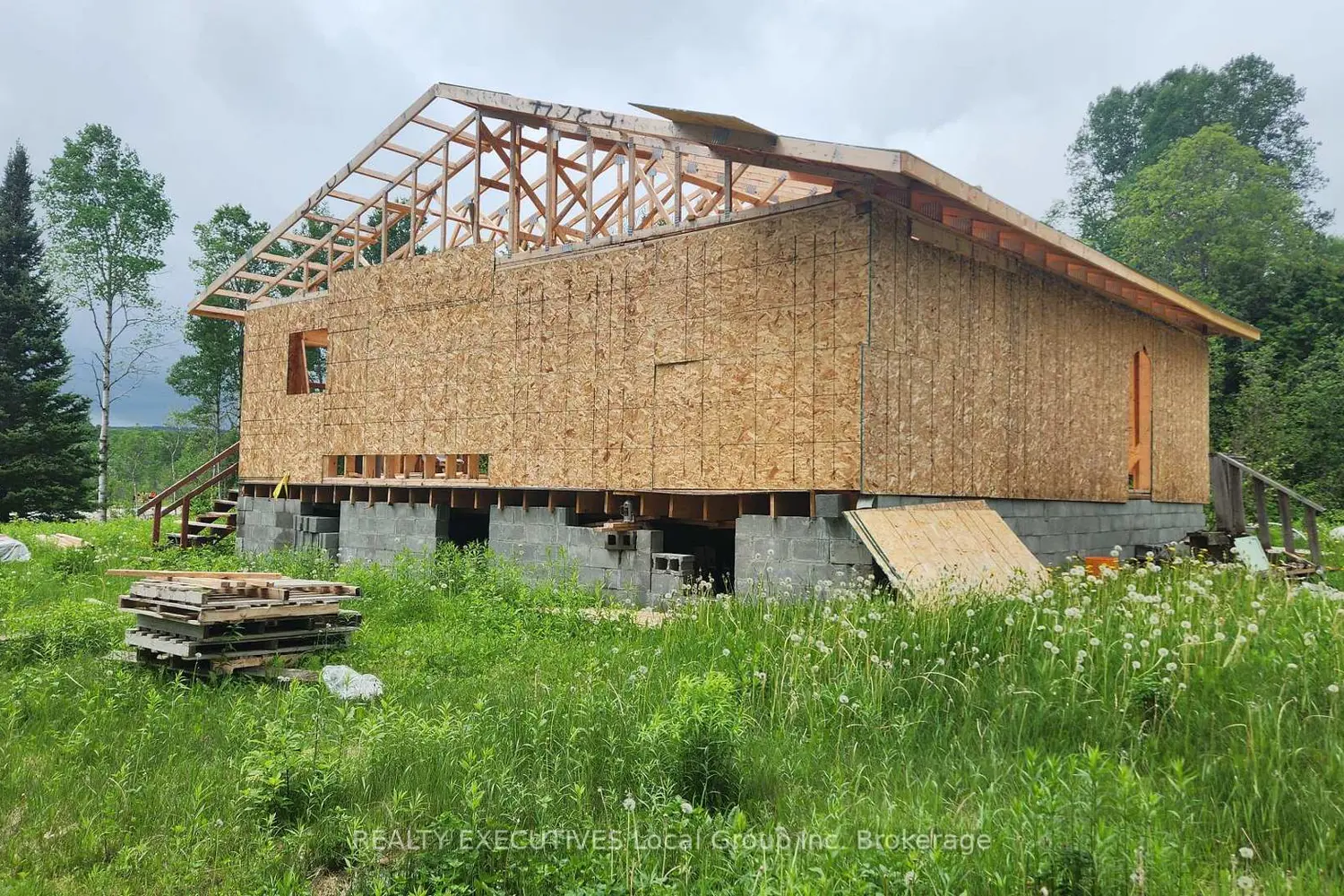 8406 Highway 63 photo 3