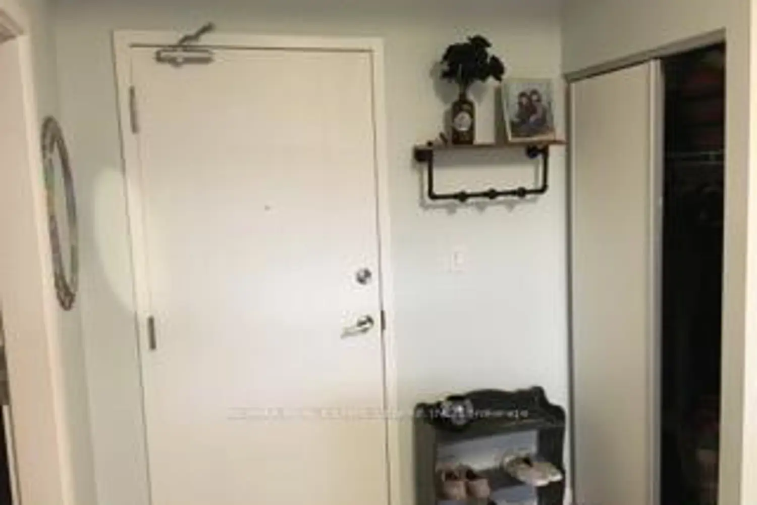 280 Lester Street 607 photo 5