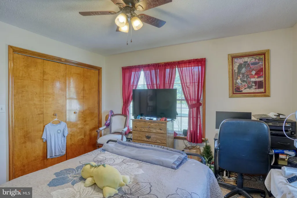 1729 Turkey Point Road, Felton, DE 19943