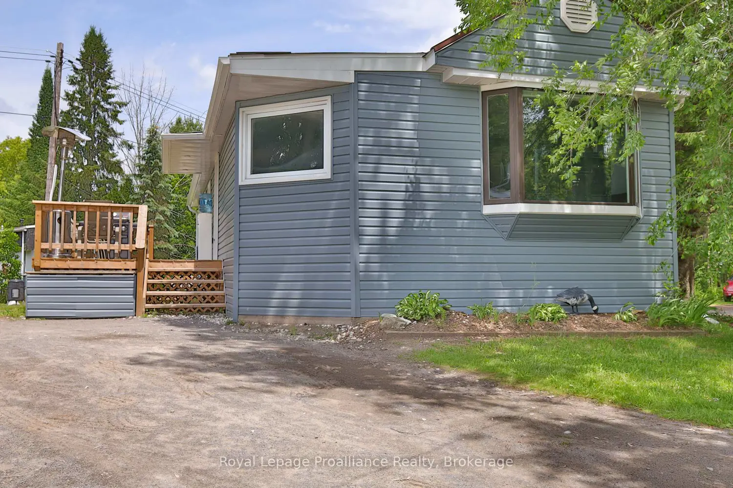 85 Ontario Street 13 photo 2