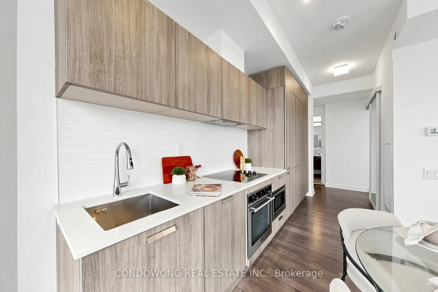 50 Charles Street 4203 photo 3