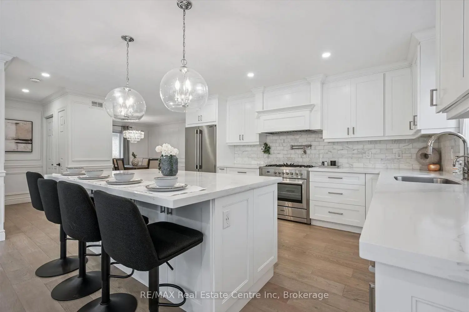 18 Keys Crescent