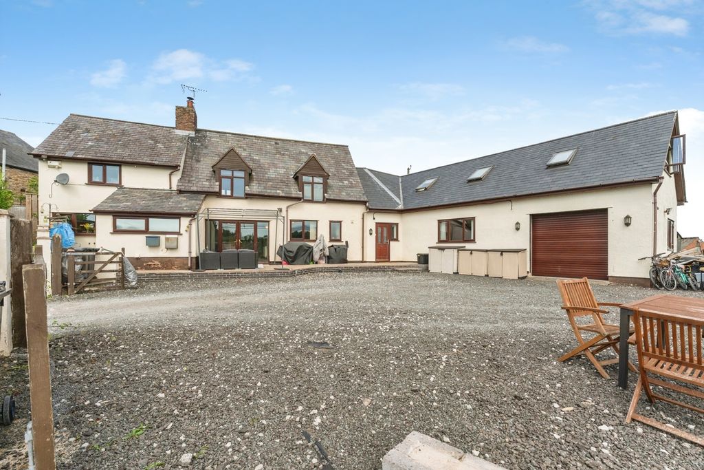 6 bed detached house for salePen-Y-Maes Road, Holywell, Flintshire CH8
