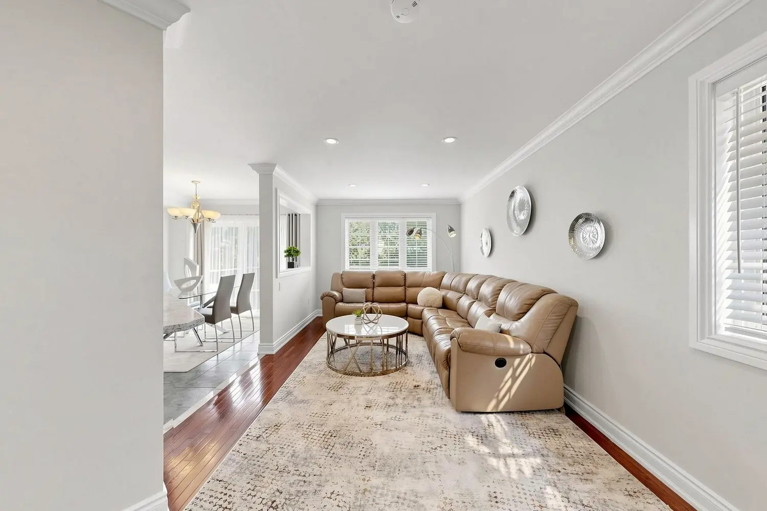 32 Beaverbrook Crescent photo 4