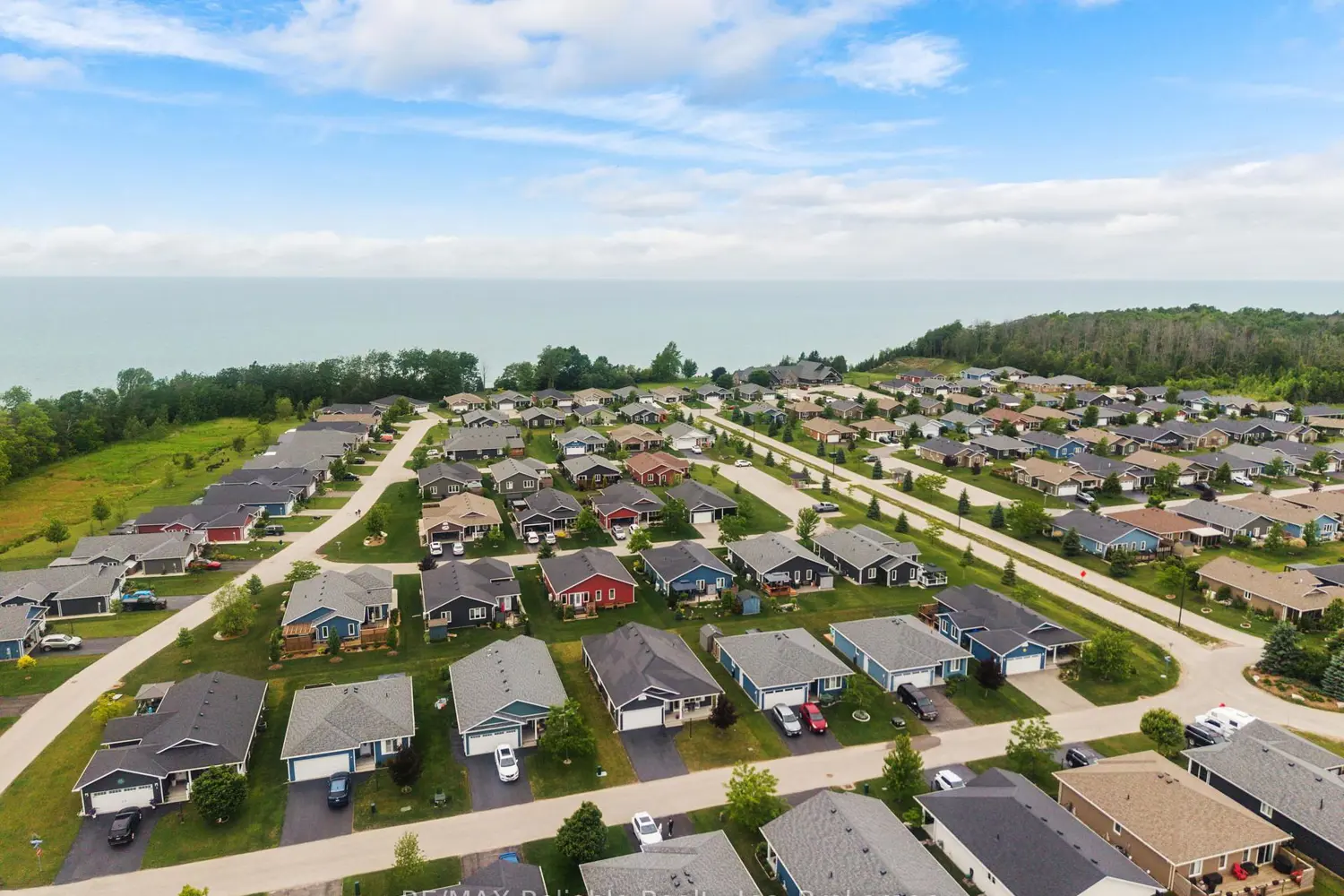 7 Windward Way photo 3