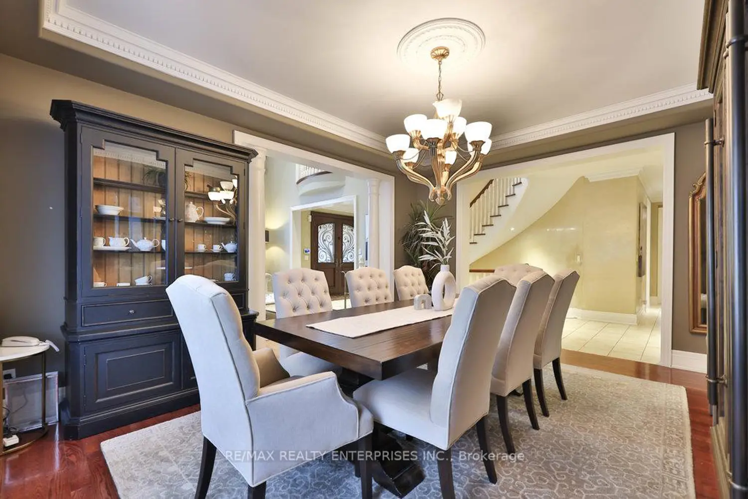 683 Canyon Street photo 4