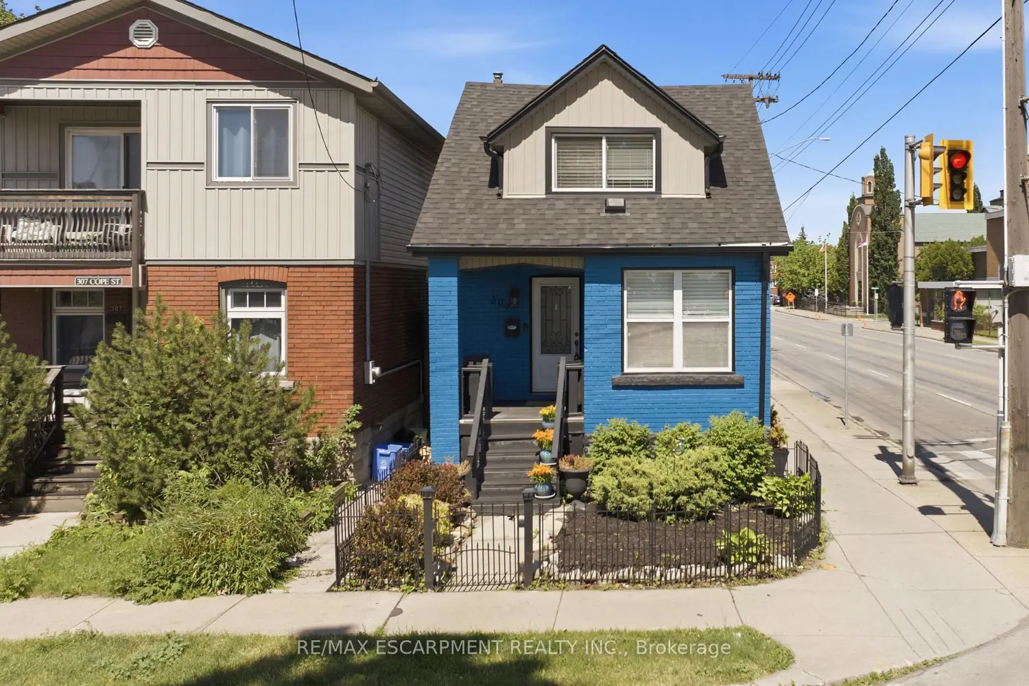 309 Cope Street photo 3
