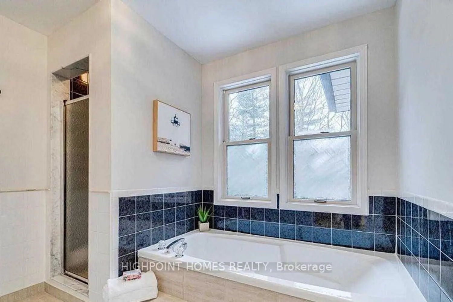 903 Alanbury Crescent photo 4