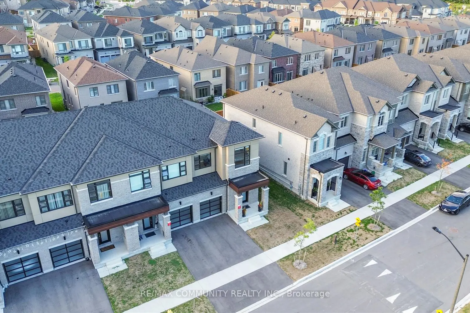 124 Ogston Crescent photo 5
