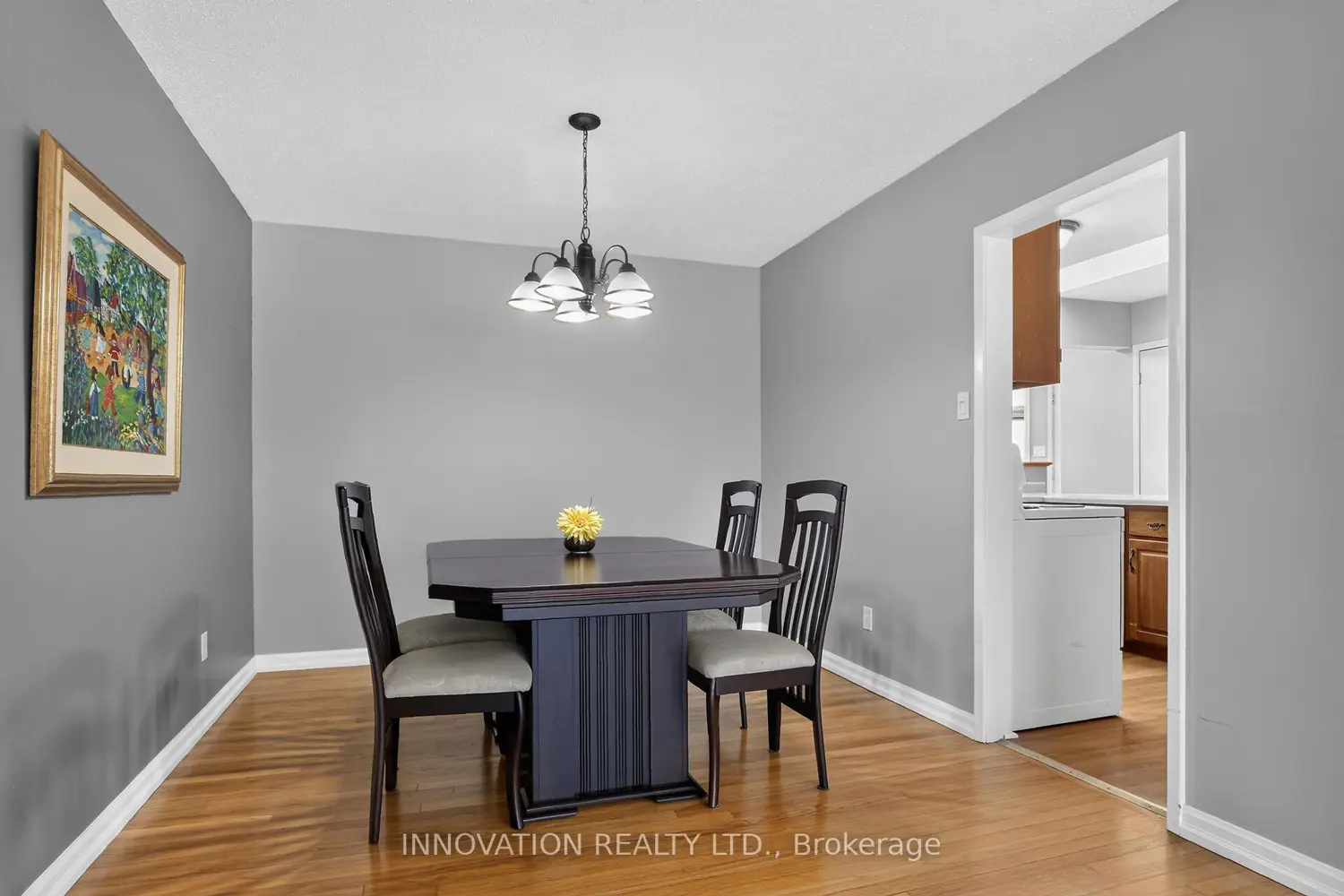 13 Dorland Crescent photo 5