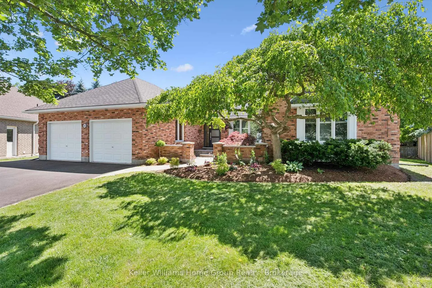 22 Lyle Place photo 2