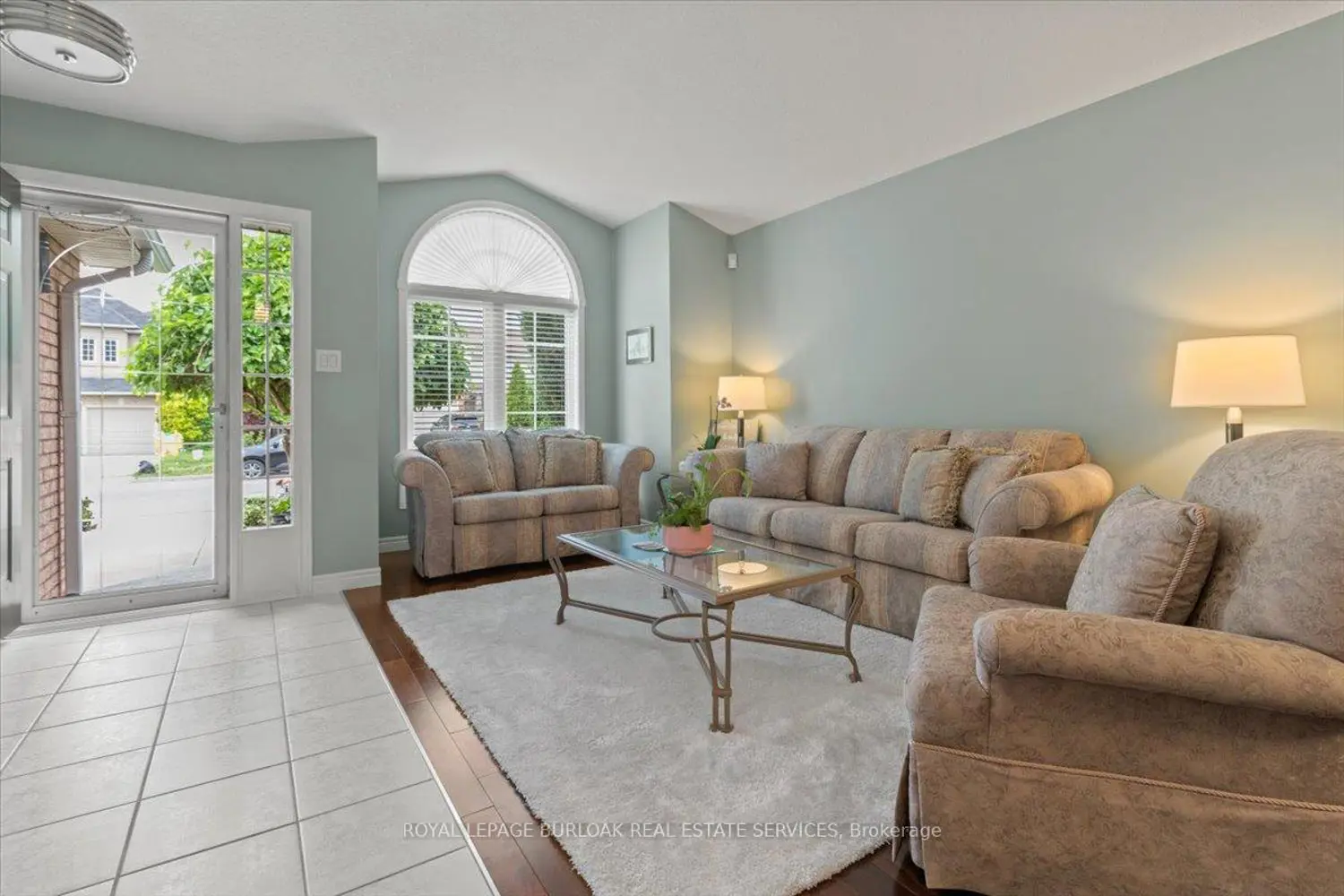 40 Bridgette Drive photo 2