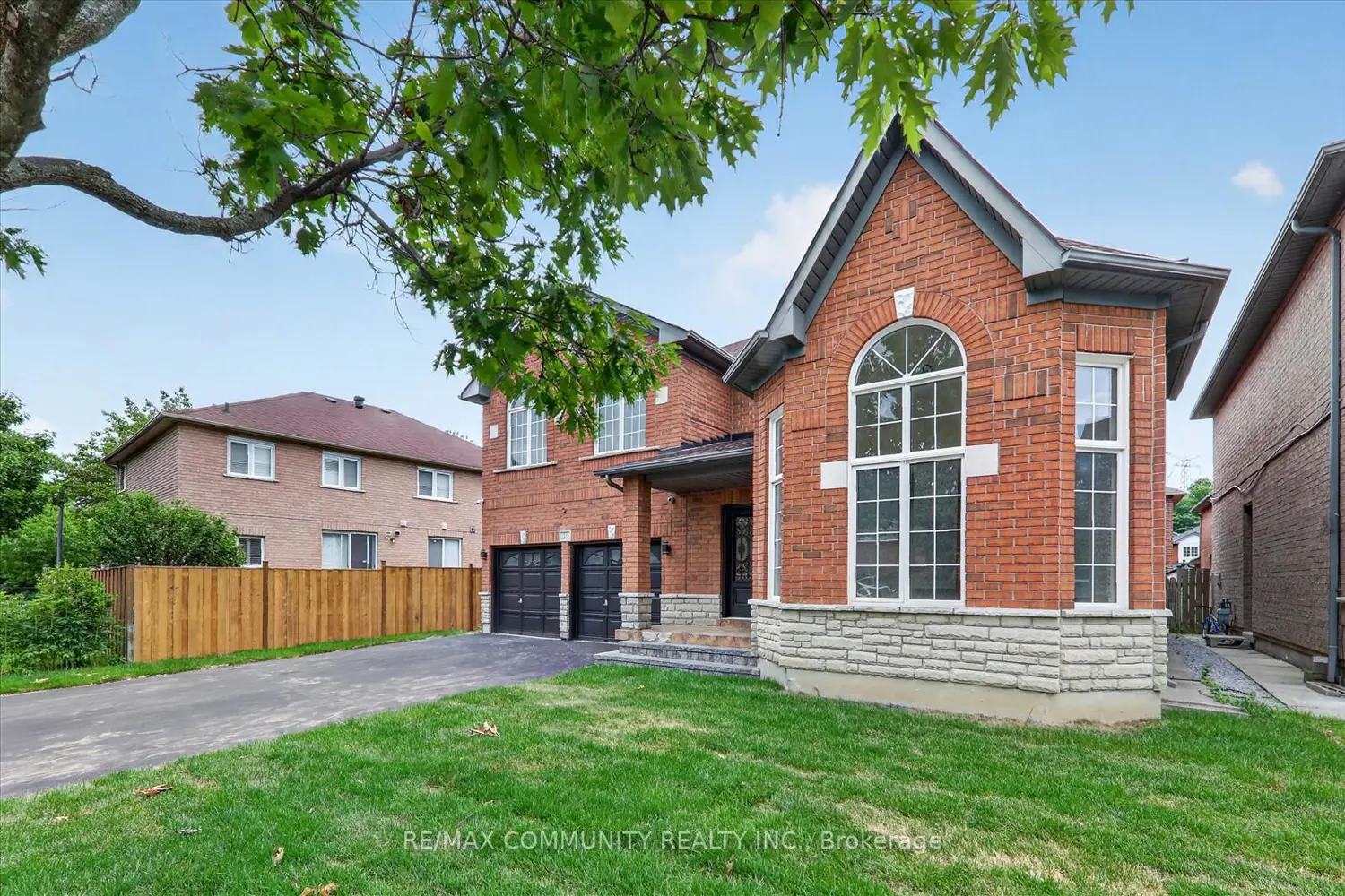 29 River Forest Street photo 3