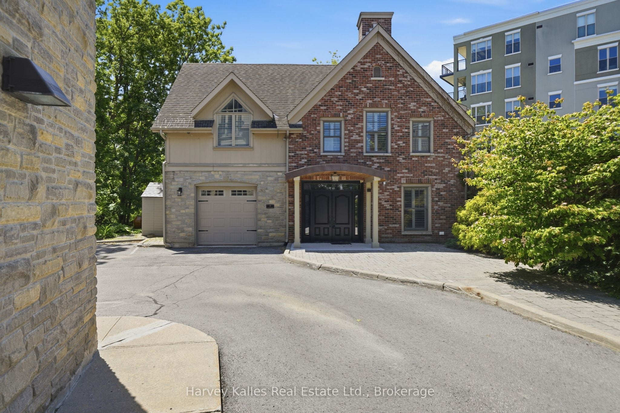 7-4 Bridge Street, Prince Edward County, ON, K0K 2T0