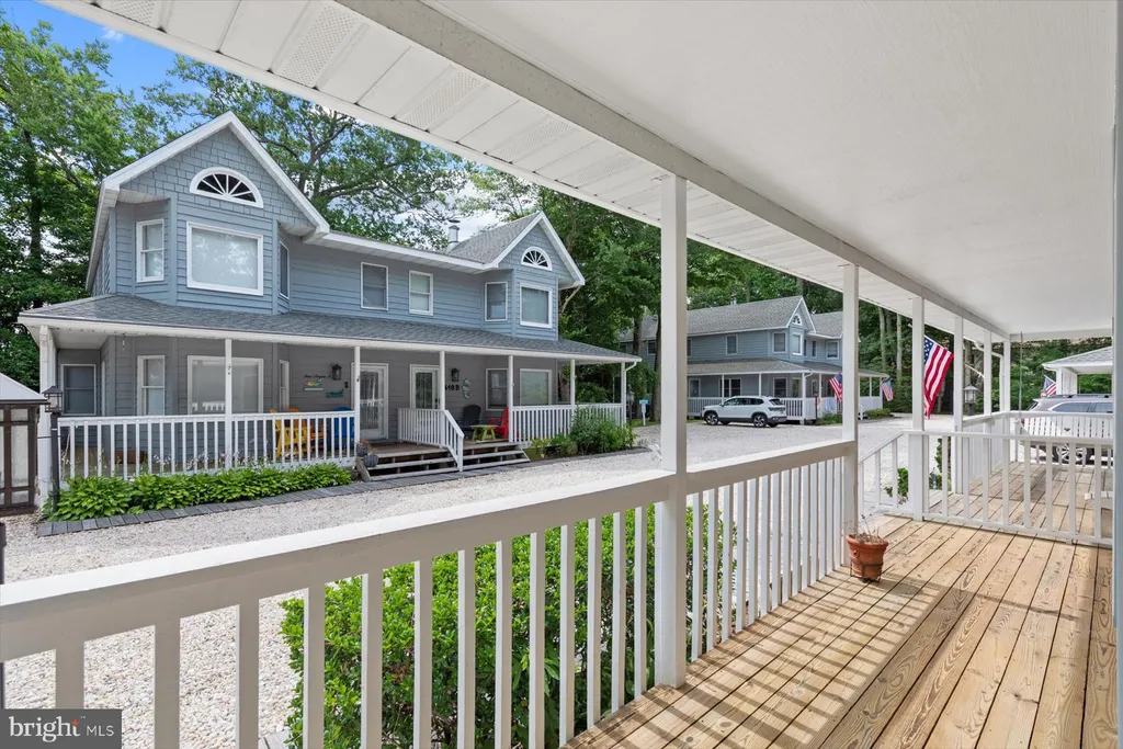 422B Garfield Parkway Unit B, Bethany Beach, DE 19930 photo 4